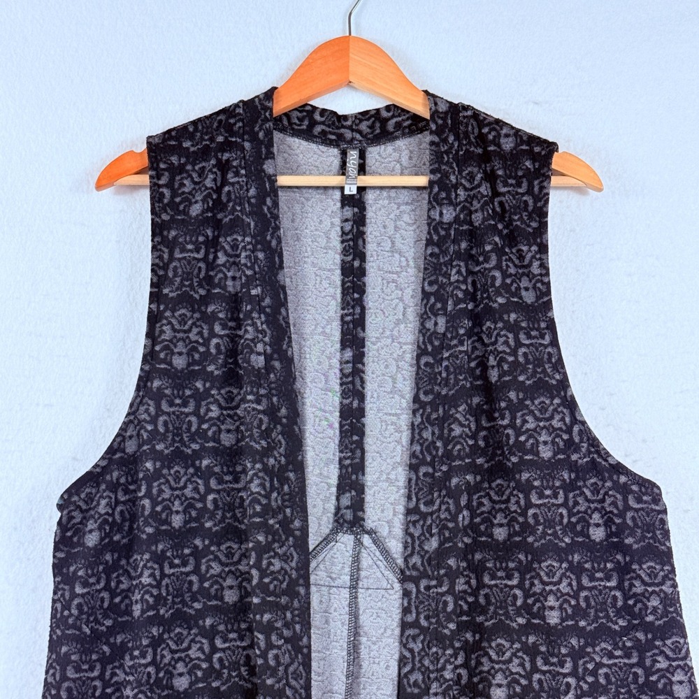 Nyah Longline Vest Womens Large Black Damask Witchy Edgy Goth Victorian Layering - Picture 2 of 8